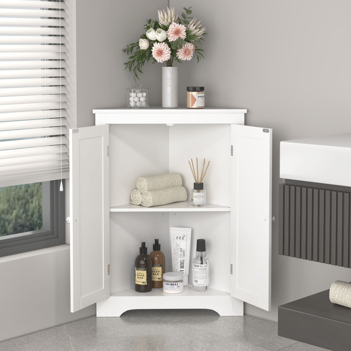 Corner Cabinet With 2 Doors And