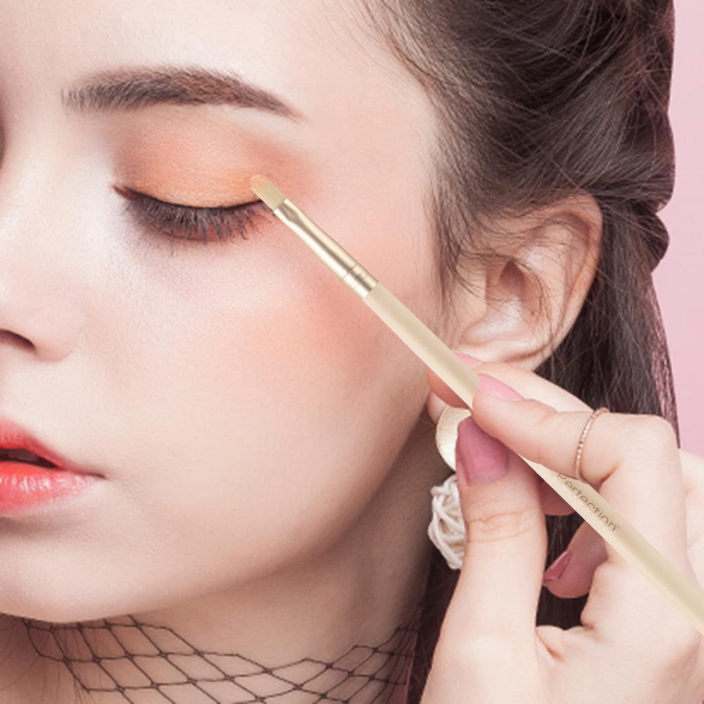 16-Piece Makeup Brush Set with Eyebrow Razor
