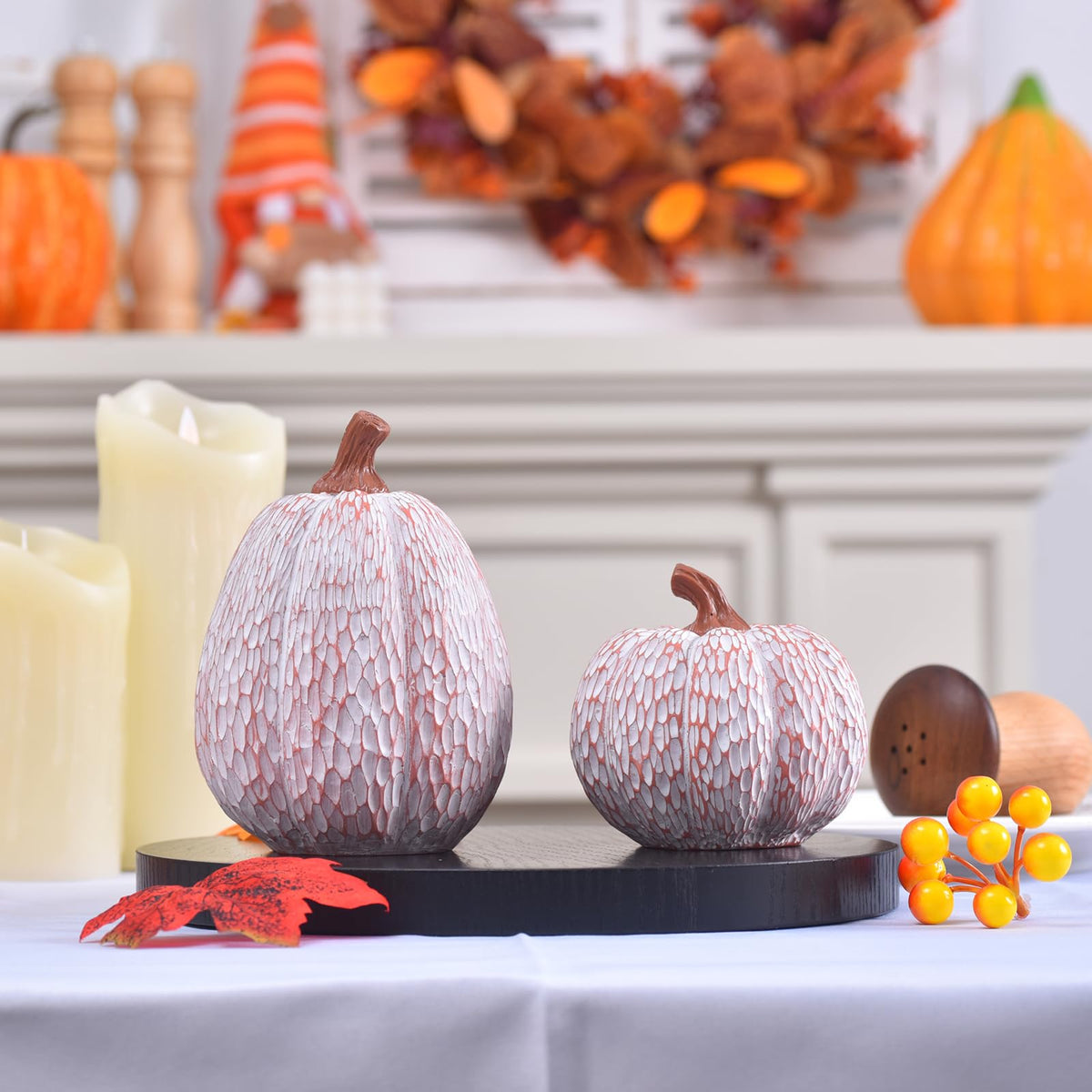 OVOOTOK White Resin Pumpkins, Set of 2