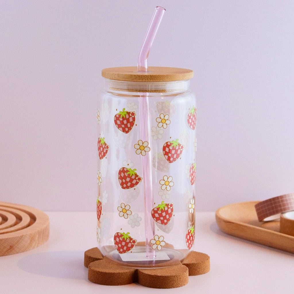 Groovy Strawberries and Daisies 16 oz Glass Cup Set