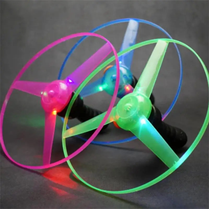 Flashing LED Spinning UFO Flying Saucer