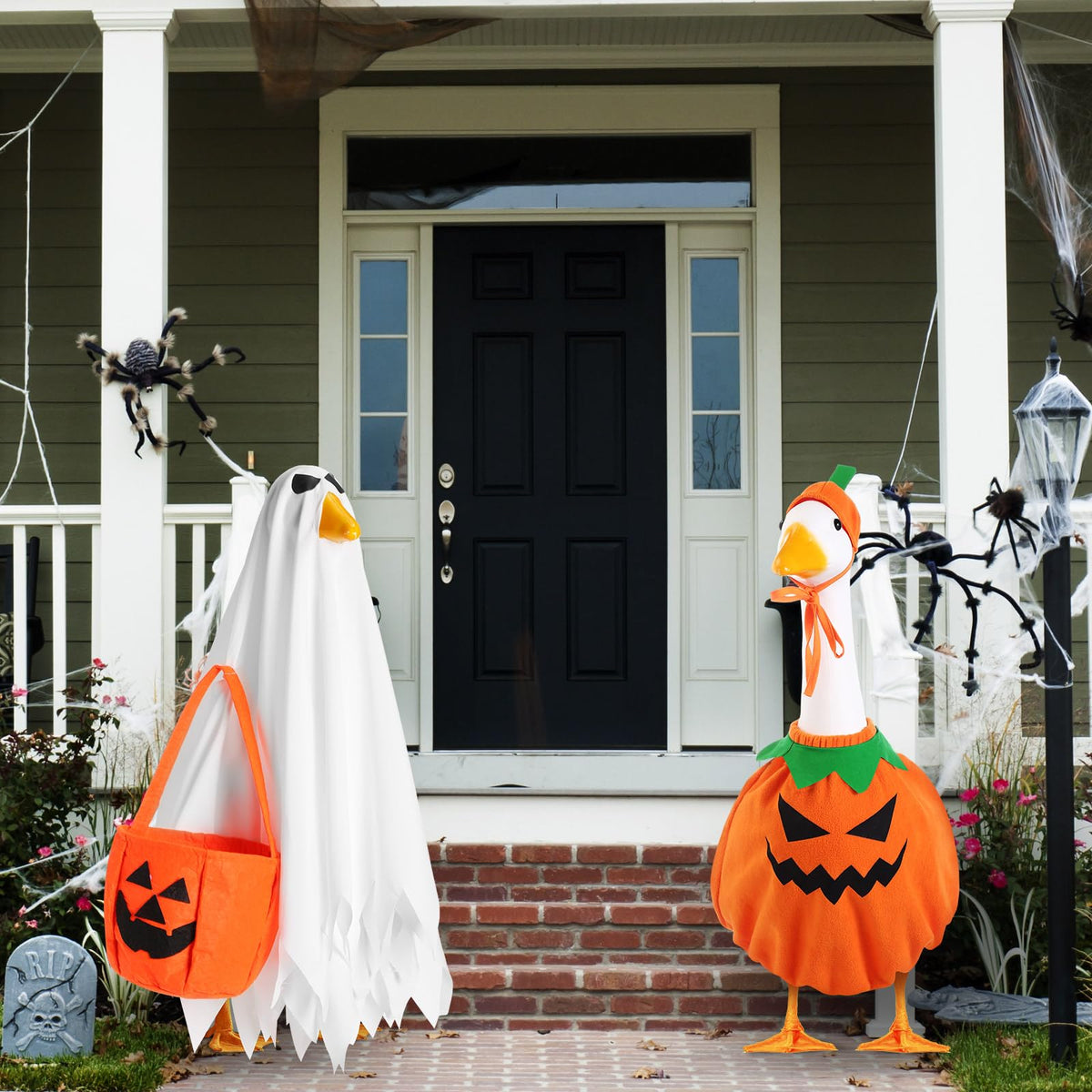 Halloween Costume for 23-in Porch Goose Statues