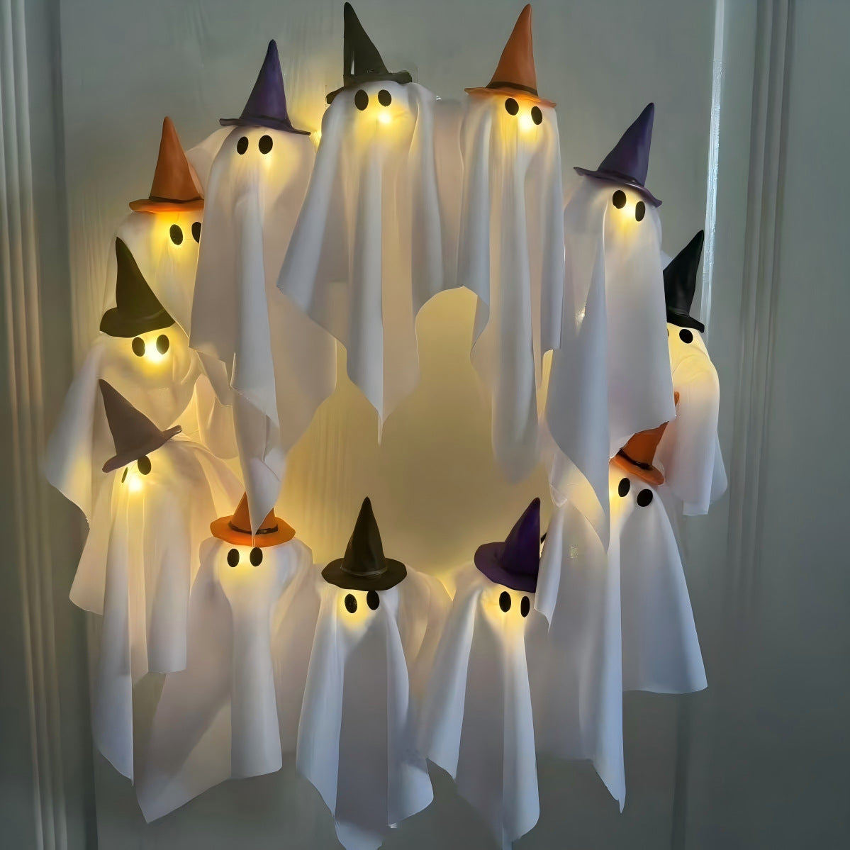 Light-Up Halloween Ghost Wreath, 12 LEDs