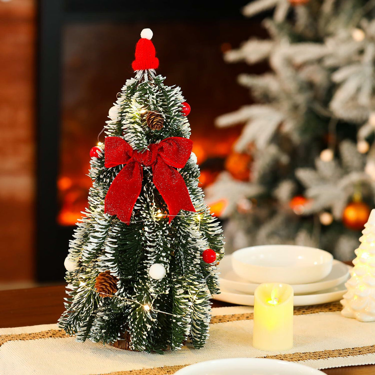 HOMCDALY LED Tabletop Christmas Tree, 16 in